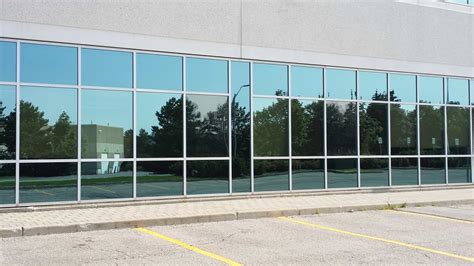 Fixed Glass Aluminum Windows | Canuck Door Systems Co.