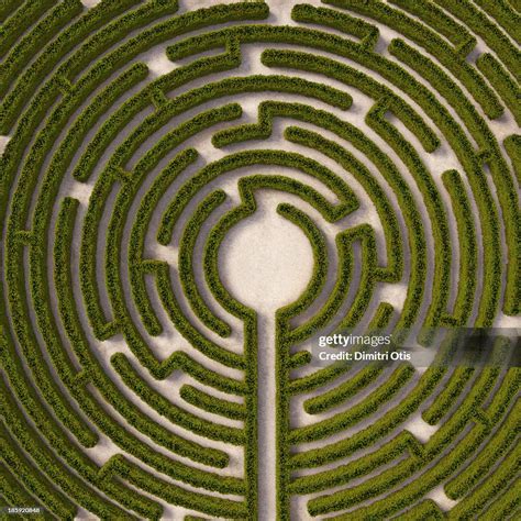 Aerial View Of Circular Hedge Maze Path To Centre High-Res Stock Photo - Getty Images