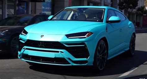 Does This Turquoise Wrap Do Justice To The Lamborghini Urus? | Carscoops