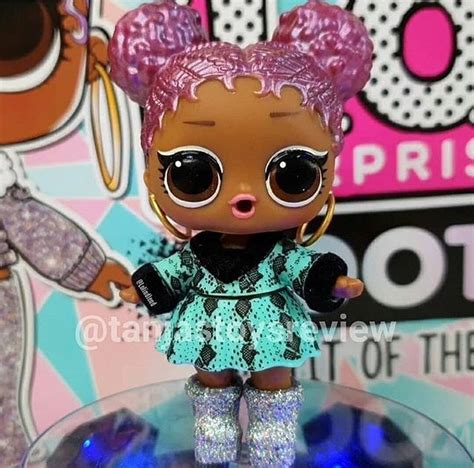 Images of the LOL Snow Jamz doll and her clothes from 2019 LOL Surprise Winter Disco Advent ...