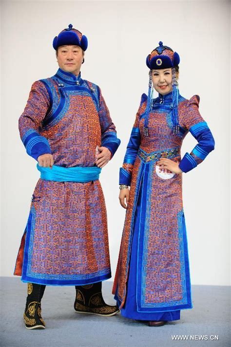 Pin by E.P.M Fashionista on Ellen Paola SFD-FH SP20 Mongolia | Dynasty clothing, Traditional ...