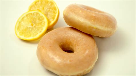 Krispy Kreme’s New Lemon-Glazed Doughnut Has Finally Arrived – SheKnows