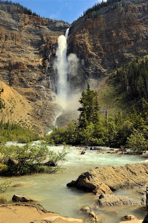 Natureland — Takakkaw falls. Takakkaw Falls is a waterfall...