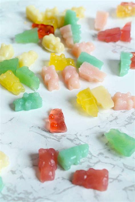 Vegan Gummy Bears | Recipe | Vegan gummy bears, Easy vegan dessert, Dessert blog