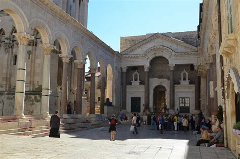 Diocletian's Palace, Split (Illustration) - World History Encyclopedia