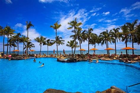 12 Fantastic Hawaii Family Resorts that are All-Inclusive!