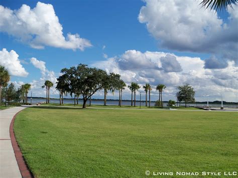 Kissimmee Lakefront Park - Living Nomad Style