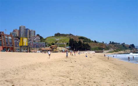 8 of the Best Beaches in Valparaíso // Chile // World Beach Guide