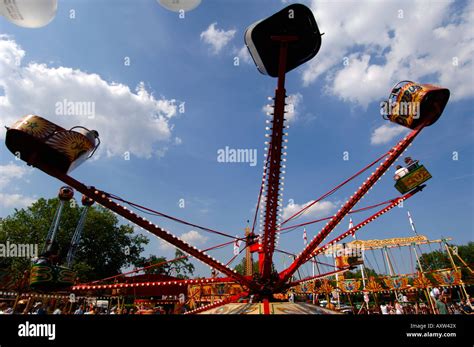 An Octopus Fairground Ride Stock Photo, Royalty Free Image: 16920097 - Alamy