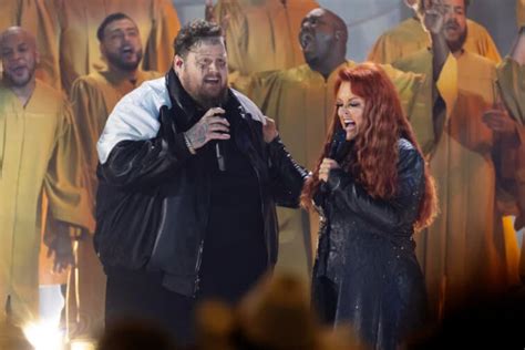 Wynonna Judd Addresses Health Concerns After CMA Awards Performance ...