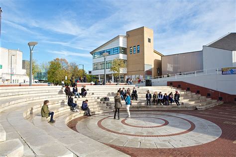 Warwick among the top ten cheapest UK universities - The Boar