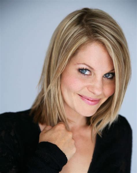 Candace Cameron Bure Hairstyles - Wavy Haircut