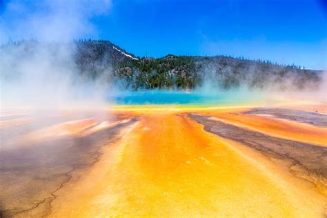 Dormant California Supervolcano Is Home to 240 Cubic Miles of Magma ...