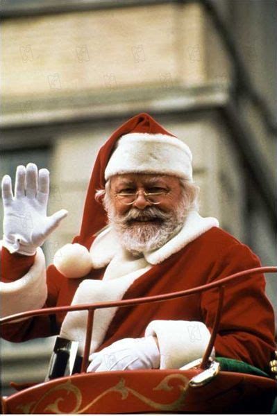 Richard Attenborough "miracle on 34th street"