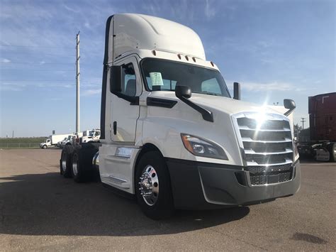 2018 FREIGHTLINER PT126DC : PGE245 | Truck Center Companies