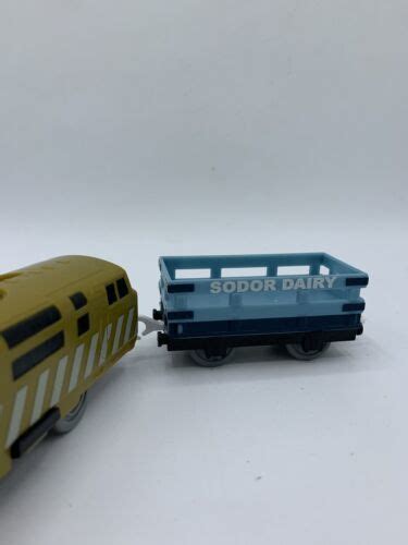 DIESEL 10 Thomas & Friends Trackmaster Motorized Train W/ Cargo Car ...