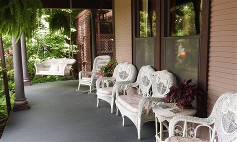 Champaign IL Bed and Breakfast - Champaign Garden Inn