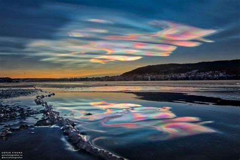 Iridescent Clouds over Sweden | WordlessTech | Astronomy pictures, Clouds, Natural phenomena