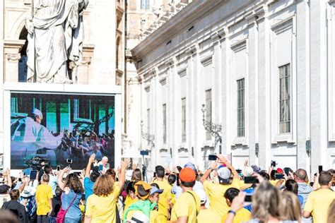 Rome: Papal Audience with Pope Francis | GetYourGuide