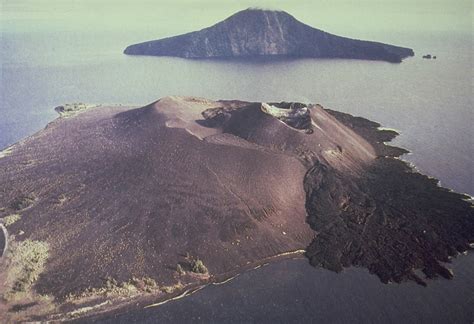 Volcano In Indonesia Which Erupted Violently In 1883 | Volcano Erupt