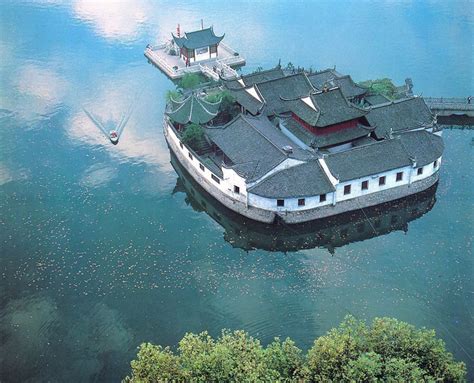 Yanshui Pavilion / Water and Mist Pavilion Jiujiang, Jiujiang Attraction