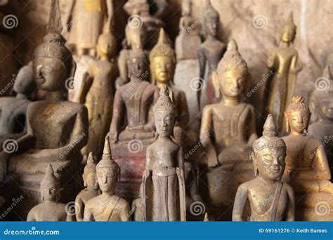 Ou Pak Caves with Buddha Statues, Laos Stock Photo - Image of luang, room: 69161276