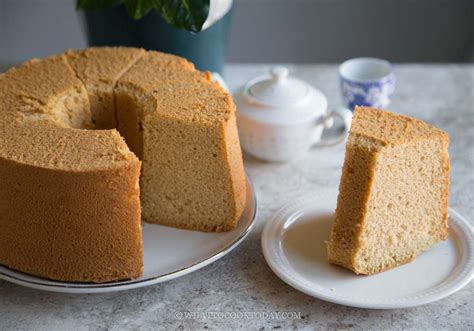 Gula Merah/Gula Melaka Chiffon Cake (Palm Sugar Chiffon Cake)