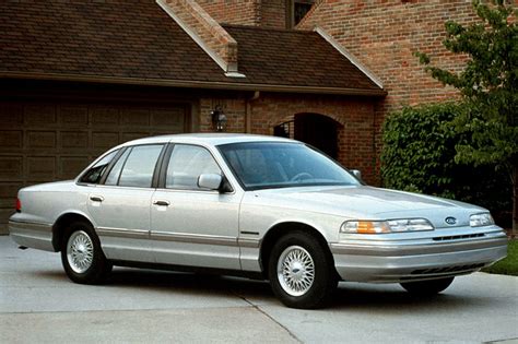 1992-07 Ford Crown Victoria | Consumer Guide Auto