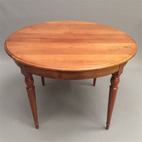 French Cherry Wood Round Kitchen Dining Table - Antiques Atlas