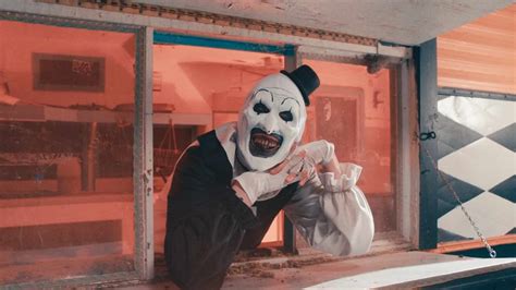 13 Scary Clown Horror Movies That Will Make You Scream