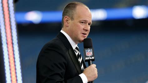 Rich Eisen Uses Stuart Scott Catchphrases to Call Entire NFL Highlight ...