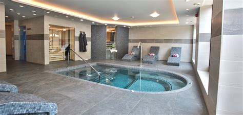 Frensham Pond Hotel - Book Spa Breaks, Days & Weekend Deals from £55