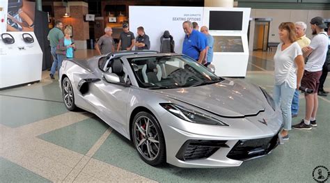 [VIDEO] These Guys Drove 11 Hours to See a Blade Silver 2020 Corvette ...