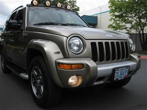 2002 Jeep Liberty Renegade/4WD/ 6Cyl / Sport Utility