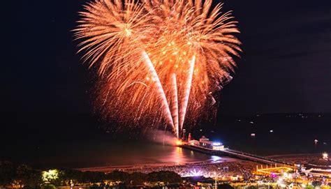 Bournemouth Friday Fireworks - Bournemouth