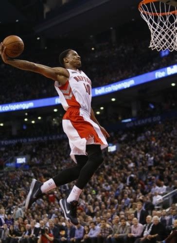 VIDEO: DeMar DeRozan throws down huge transition dunk - Raptors Republic