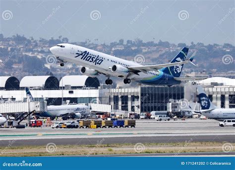 Alaska Airlines Taking Off from Los Angeles Airport LAX Editorial ...