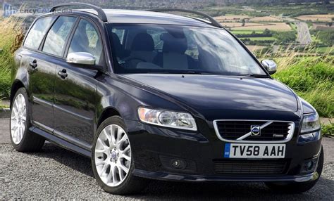 Volvo V50 T5 AWD specs (2008-2010), performance, dimensions & technical specifications ...