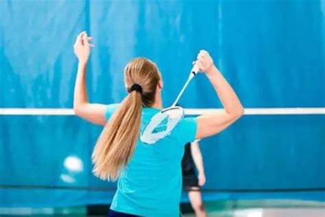 Drop Shot in Badminton: A Practical Guide – Badminton Fanatiker