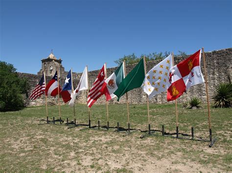 Goliad-Presidio 12 | Historic flags of Texas. From the left … | Flickr