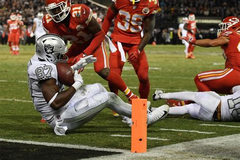 The Raiders Beat the Chiefs With a Bizarre Ending - The Ringer