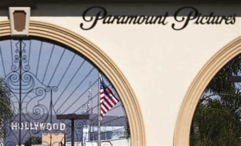 Paramount confirms shrinking board as merger talks continue (NASDAQ ...