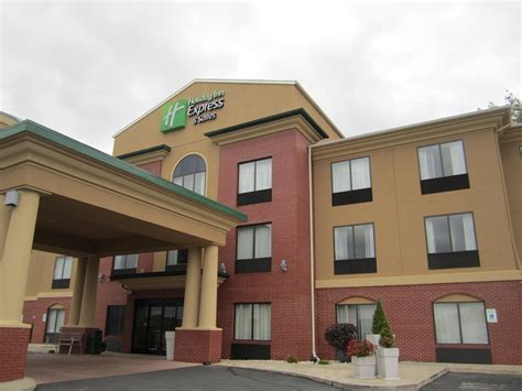 HOLIDAY INN EXPRESS AND SUITES DUBOIS - Updated 2022 Prices & Hotel ...