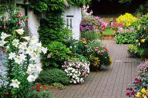 ARTE Y JARDINERÍA : DISEÑO DE JARDINES. El jardín rústico 2