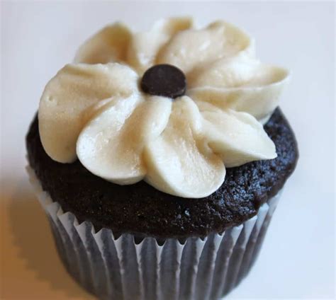 cooked vanilla frosting | Created by Diane