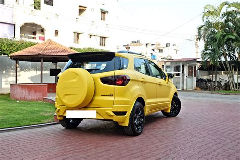 Custom Ford EcoSport Triple Yellow Matte Paint Job rear quarter