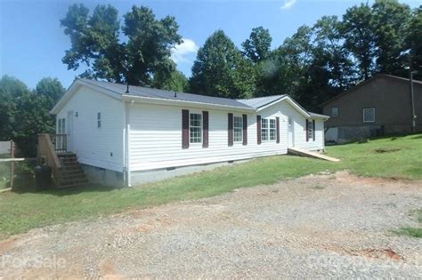 Nebo, NC Real Estate - Nebo Homes for Sale | realtor.com®