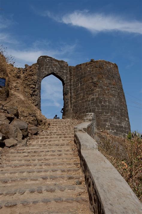 Sinhagad Fort | Sinhagad, Sinhgarh, or Sinhgad (The Lion's F… | Flickr