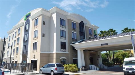 Holiday Inn Express Hotel & Suites Tampa-USF-Busch Gardens in Tampa (FL) - Room Deals, Photos ...