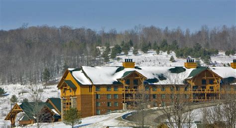 Hope Lake Lodge Cascades Indoor Waterpark Greek Peak - Ultimate Ski